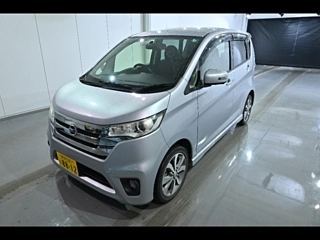NISSAN DAYZ 2013