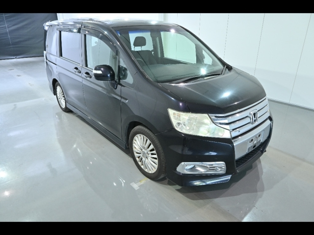 HONDA STEP WAGON 2010