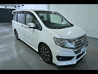 HONDA STEP WAGON 2013
