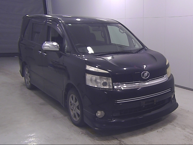 TOYOTA VOXY 2008