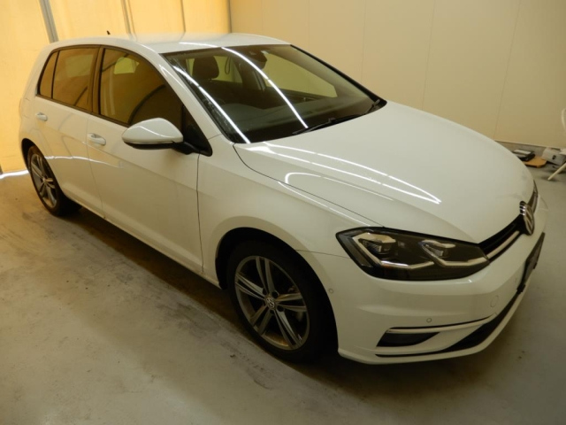 VOLKSWAGEN GOLF 2020