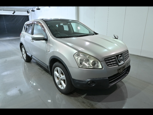 NISSAN DUALIS