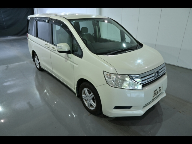 HONDA STEP WAGON 2010