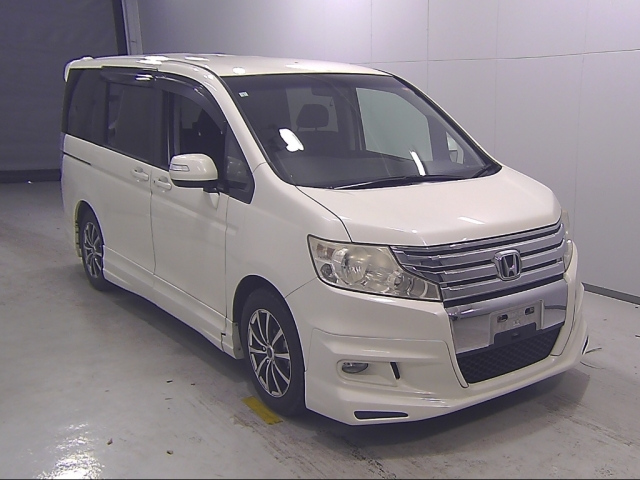 HONDA STEP WAGON 2010