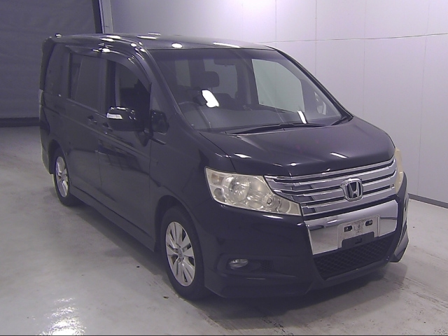 HONDA STEP WAGON 2010