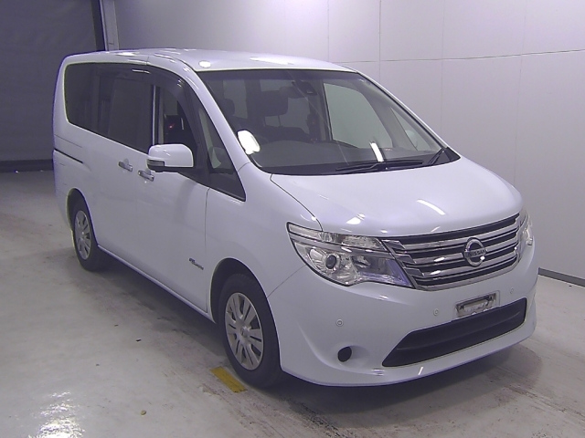NISSAN SERENA 2014