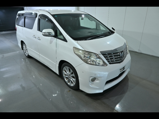 TOYOTA ALPHARD 2009