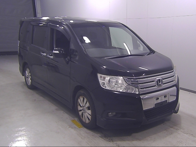 HONDA STEP WAGON 2012