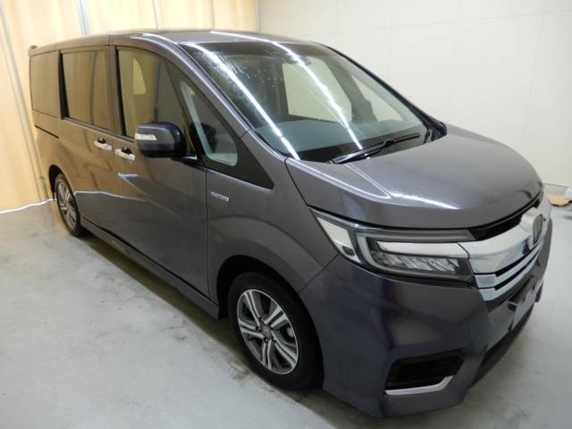 HONDA STEP WAGON 2018