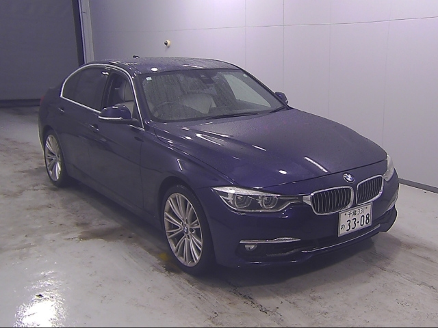 BMW 3 SERIES