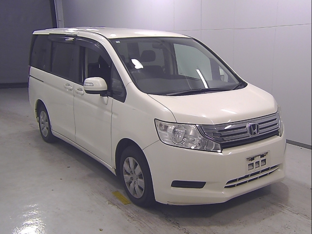 HONDA STEP WAGON 2010