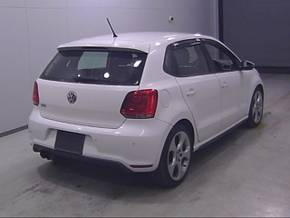 VOLKSWAGEN POLO 2012