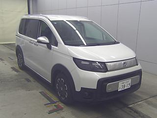 Заказать HONDA FREED