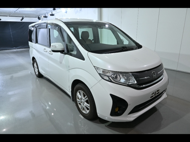 HONDA STEP WAGON 2018