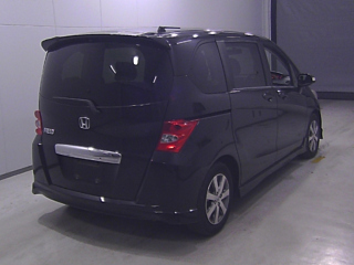 HONDA FREED 2008