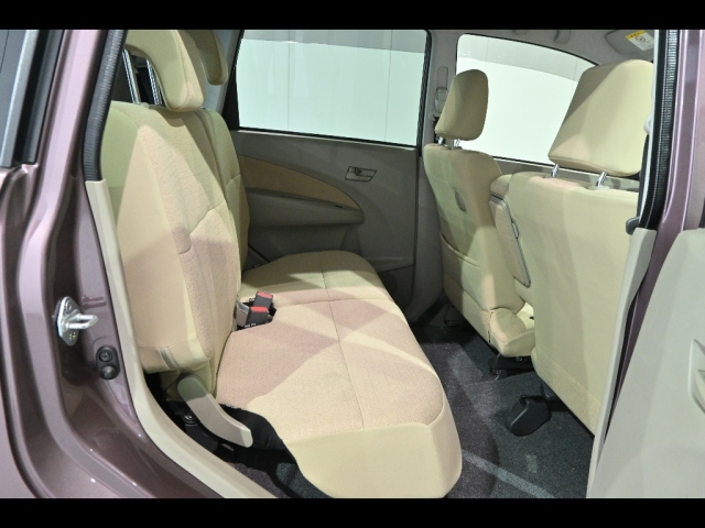 DAIHATSU MOVE 2012