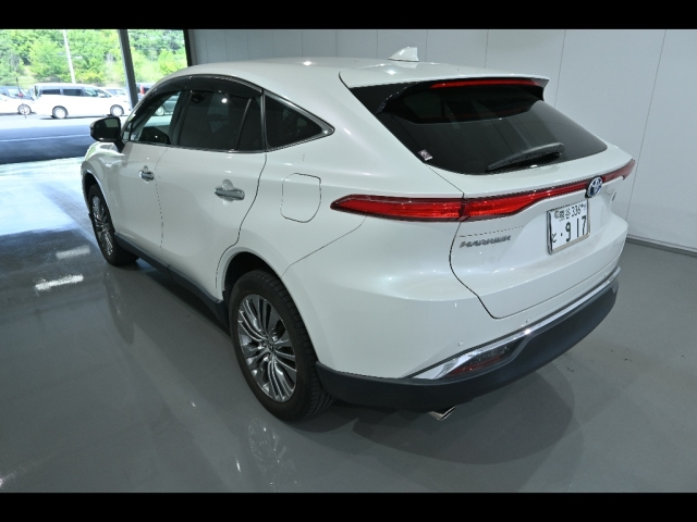 TOYOTA HARRIER 2021