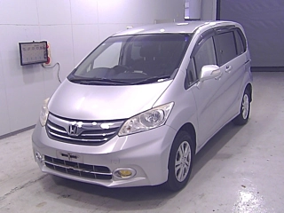 HONDA FREED 2012