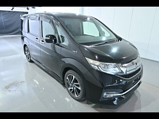 HONDA STEP WAGON 2016