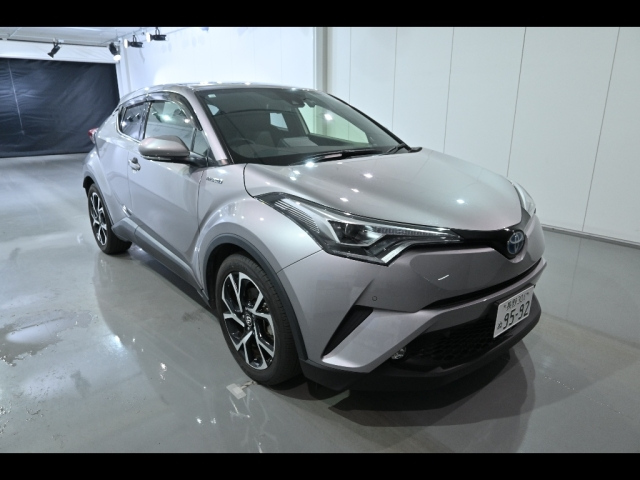 TOYOTA C-HR 2018