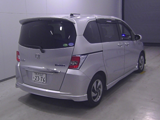 HONDA FREED 2015