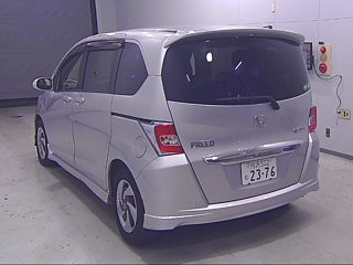 HONDA FREED 2015