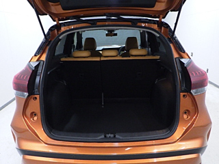 NISSAN KIX 2020
