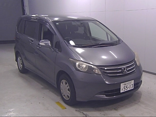 HONDA FREED 2010
