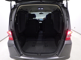 HONDA FREED 2010