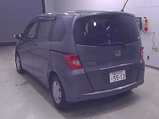 HONDA FREED 2010
