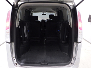 NISSAN SERENA 2012