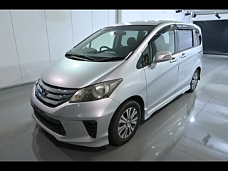 HONDA FREED 2013