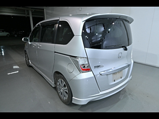 HONDA FREED 2013