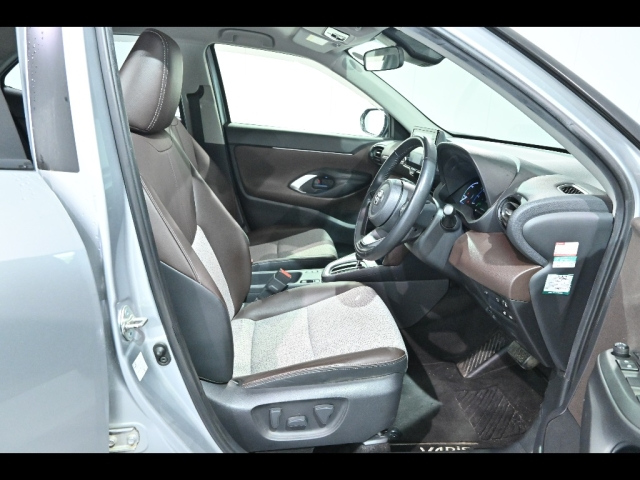 TOYOTA YARIS CROSS 2020
