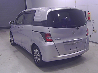 HONDA FREED 2012