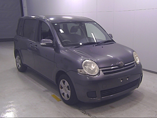TOYOTA SIENTA 2010