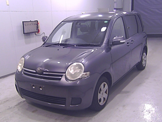 TOYOTA SIENTA 2010