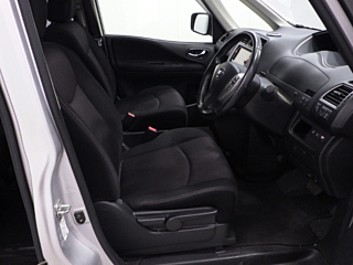 NISSAN SERENA 2012