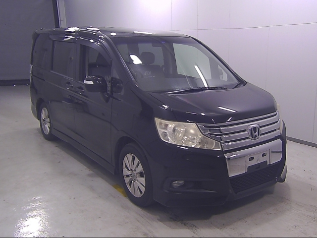 HONDA STEP WAGON 2010