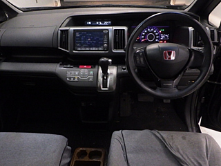 HONDA STEP WAGON 2010
