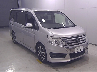 HONDA STEP WAGON 2014