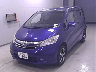 HONDA FREED 2013