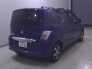 HONDA FREED 2013