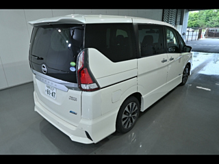 NISSAN SERENA 2017