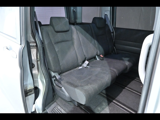 HONDA STEP WAGON 2012