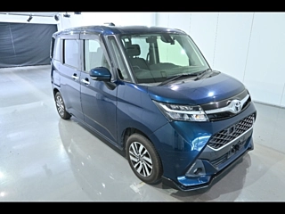 TOYOTA TANK 2018