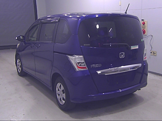 HONDA FREED 2012