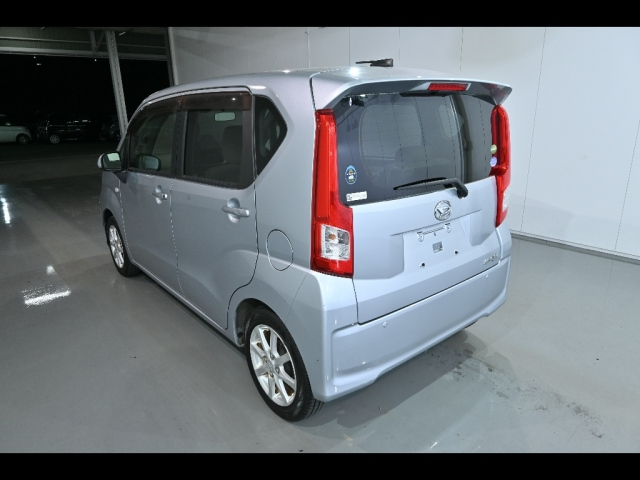 DAIHATSU MOVE 2016