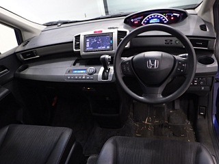 HONDA FREED 2016