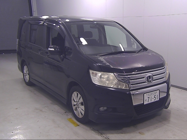 HONDA STEP WAGON 2010
